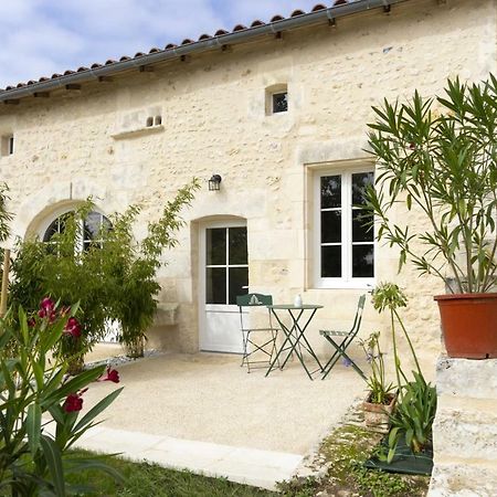 Le Clos De Tesson 외부 사진