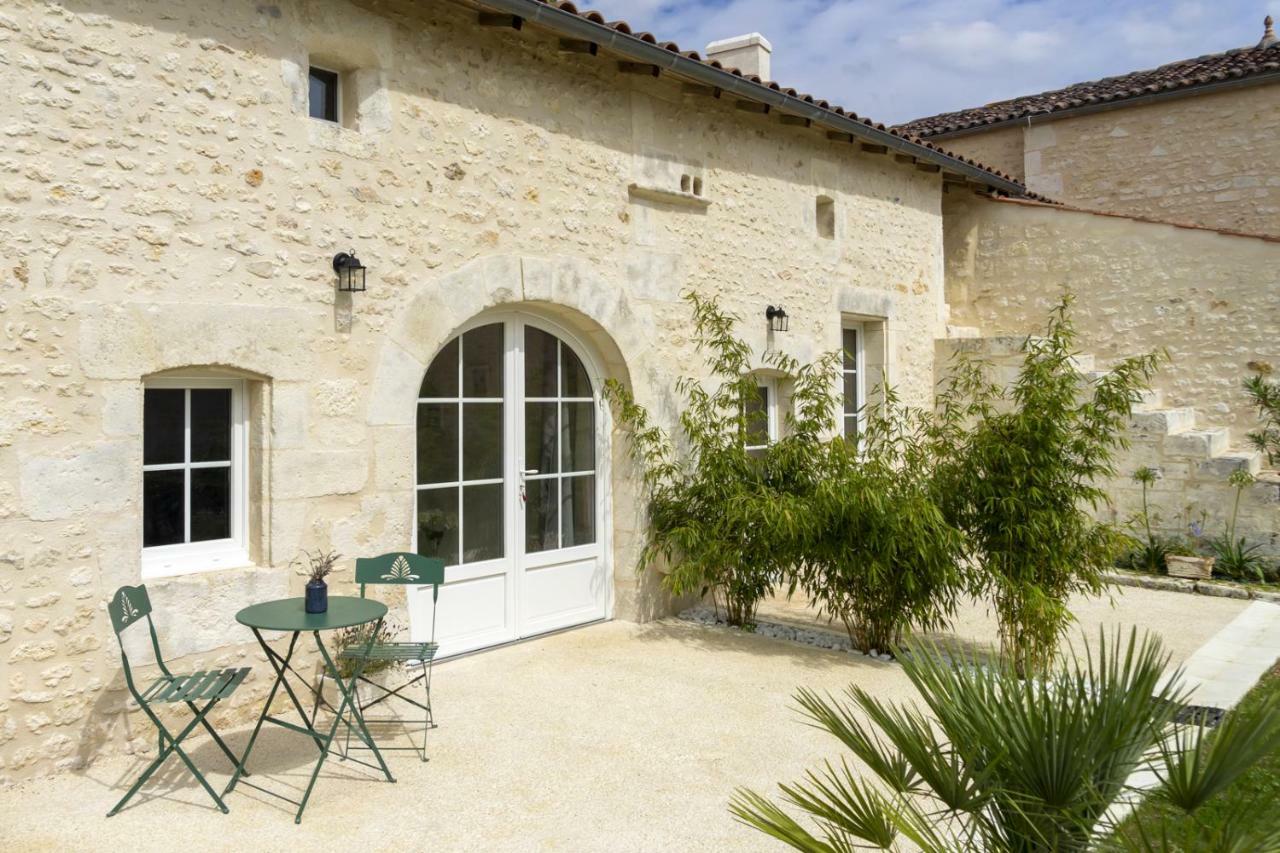 Le Clos De Tesson 외부 사진